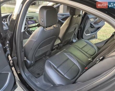 Черный Ягуар I-Pace, объемом двигателя 0 л и пробегом 115 тыс. км за 26500 $, фото 25 на Automoto.ua