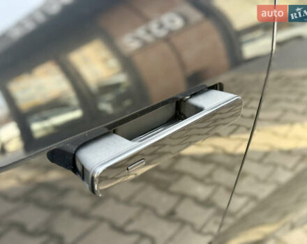 Черный Ягуар I-Pace, объемом двигателя 0 л и пробегом 231 тыс. км за 17500 $, фото 15 на Automoto.ua