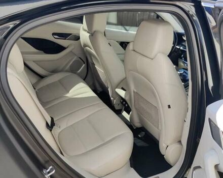 Черный Ягуар I-Pace, объемом двигателя 0 л и пробегом 193 тыс. км за 25000 $, фото 7 на Automoto.ua
