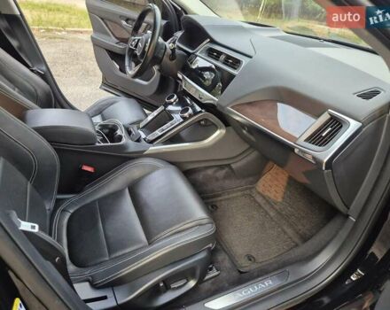 Черный Ягуар I-Pace, объемом двигателя 0 л и пробегом 123 тыс. км за 26500 $, фото 12 на Automoto.ua
