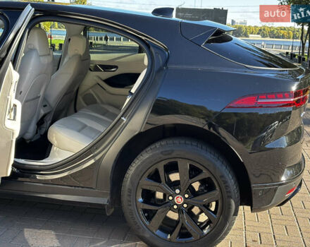 Черный Ягуар I-Pace, объемом двигателя 0 л и пробегом 66 тыс. км за 24200 $, фото 15 на Automoto.ua