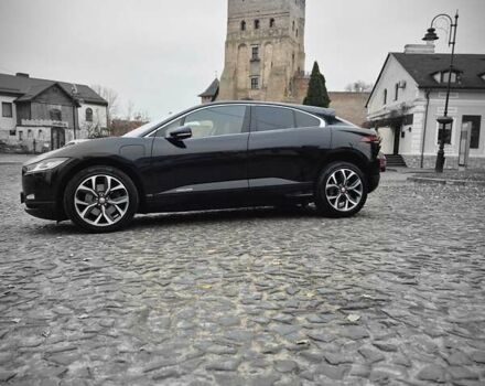 Черный Ягуар I-Pace, объемом двигателя 0 л и пробегом 179 тыс. км за 25500 $, фото 1 на Automoto.ua