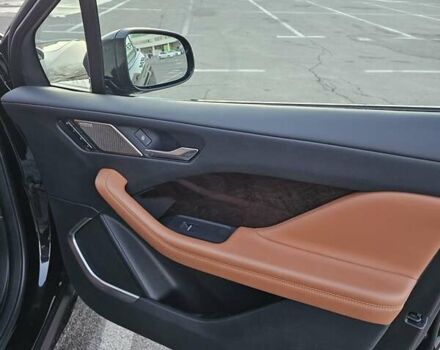 Черный Ягуар I-Pace, объемом двигателя 0 л и пробегом 91 тыс. км за 28000 $, фото 15 на Automoto.ua