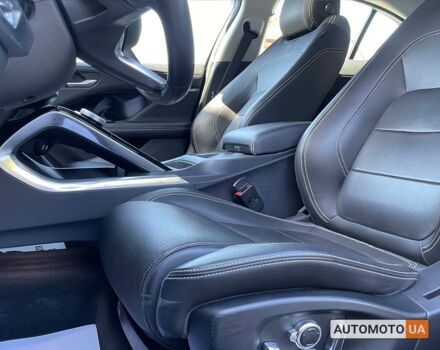 Черный Ягуар I-Pace, объемом двигателя 90 л и пробегом 121 тыс. км за 27100 $, фото 10 на Automoto.ua