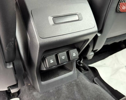 Черный Ягуар I-Pace, объемом двигателя 0 л и пробегом 121 тыс. км за 22500 $, фото 46 на Automoto.ua