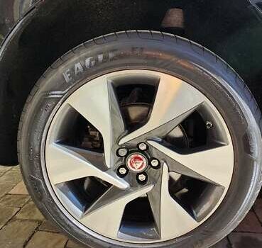 Черный Ягуар I-Pace, объемом двигателя 0 л и пробегом 91 тыс. км за 25000 $, фото 14 на Automoto.ua