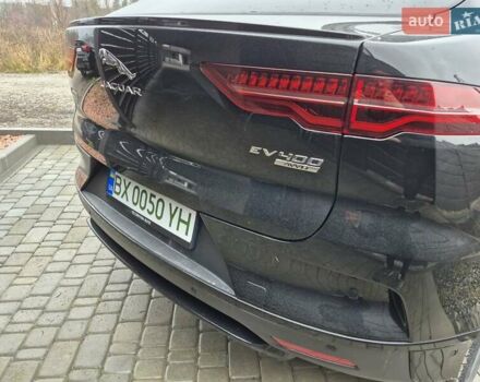 Черный Ягуар I-Pace, объемом двигателя 0 л и пробегом 115 тыс. км за 24800 $, фото 10 на Automoto.ua