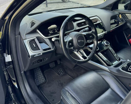 Черный Ягуар I-Pace, объемом двигателя 0 л и пробегом 74 тыс. км за 25499 $, фото 4 на Automoto.ua