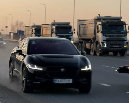 Черный Ягуар I-Pace, объемом двигателя 0 л и пробегом 174 тыс. км за 25200 $, фото 5 на Automoto.ua