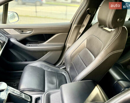 Черный Ягуар I-Pace, объемом двигателя 0 л и пробегом 231 тыс. км за 17500 $, фото 14 на Automoto.ua
