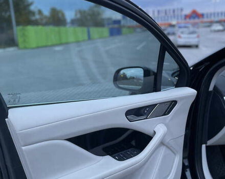 Черный Ягуар I-Pace, объемом двигателя 0 л и пробегом 138 тыс. км за 21700 $, фото 11 на Automoto.ua