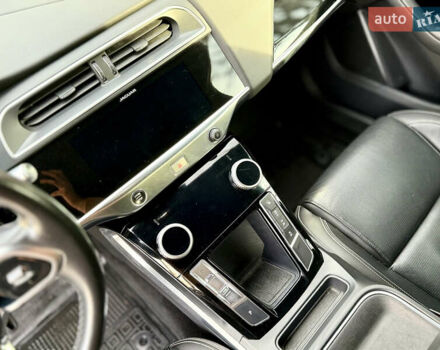 Черный Ягуар I-Pace, объемом двигателя 0 л и пробегом 231 тыс. км за 17500 $, фото 13 на Automoto.ua