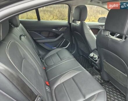 Черный Ягуар I-Pace, объемом двигателя 0 л и пробегом 115 тыс. км за 24800 $, фото 20 на Automoto.ua