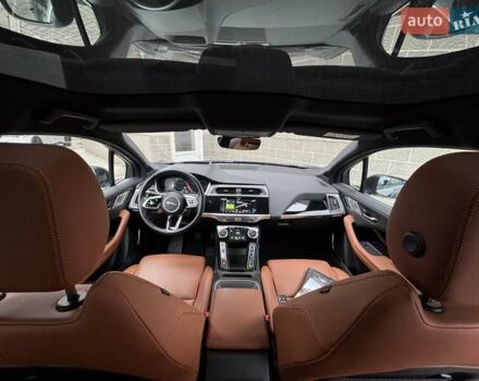 Черный Ягуар I-Pace, объемом двигателя 0 л и пробегом 130 тыс. км за 21900 $, фото 1 на Automoto.ua