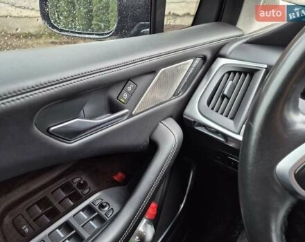 Черный Ягуар I-Pace, объемом двигателя 0 л и пробегом 115 тыс. км за 24800 $, фото 28 на Automoto.ua