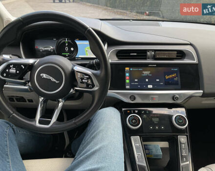 Черный Ягуар I-Pace, объемом двигателя 0 л и пробегом 110 тыс. км за 22600 $, фото 43 на Automoto.ua