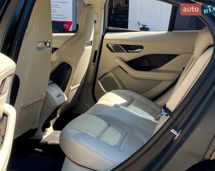 Чорний Ягуар I-Pace, об'ємом двигуна 0 л та пробігом 102 тис. км за 24999 $, фото 14 на Automoto.ua