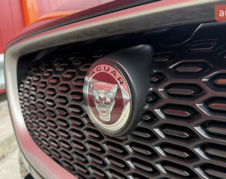 Черный Ягуар I-Pace, объемом двигателя 0 л и пробегом 121 тыс. км за 22500 $, фото 71 на Automoto.ua