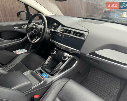 Черный Ягуар I-Pace, объемом двигателя 0 л и пробегом 161 тыс. км за 36000 $, фото 3 на Automoto.ua