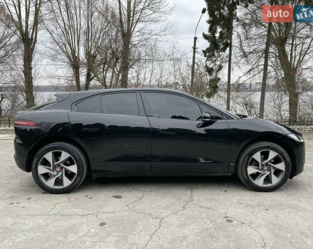 Черный Ягуар I-Pace, объемом двигателя 0 л и пробегом 110 тыс. км за 22600 $, фото 16 на Automoto.ua