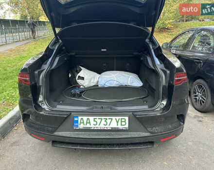 Черный Ягуар I-Pace, объемом двигателя 0 л и пробегом 81 тыс. км за 26900 $, фото 12 на Automoto.ua