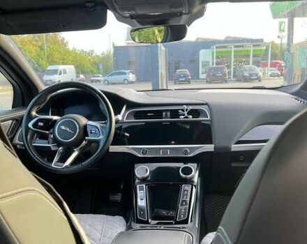 Черный Ягуар I-Pace, объемом двигателя 0 л и пробегом 125 тыс. км за 24900 $, фото 8 на Automoto.ua