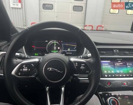 Черный Ягуар I-Pace, объемом двигателя 0 л и пробегом 70 тыс. км за 25000 $, фото 11 на Automoto.ua