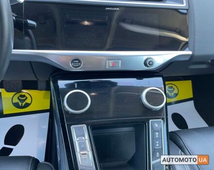 Черный Ягуар I-Pace, объемом двигателя 90 л и пробегом 121 тыс. км за 27100 $, фото 19 на Automoto.ua