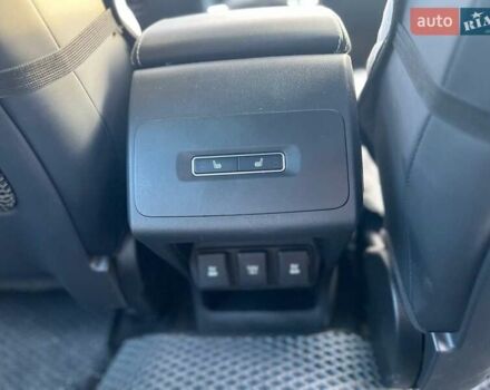 Черный Ягуар I-Pace, объемом двигателя 0 л и пробегом 125 тыс. км за 24900 $, фото 13 на Automoto.ua