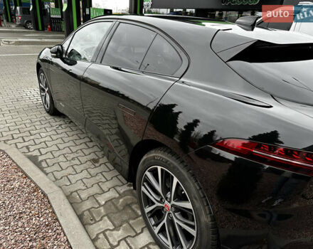 Черный Ягуар I-Pace, объемом двигателя 0 л и пробегом 105 тыс. км за 28500 $, фото 3 на Automoto.ua