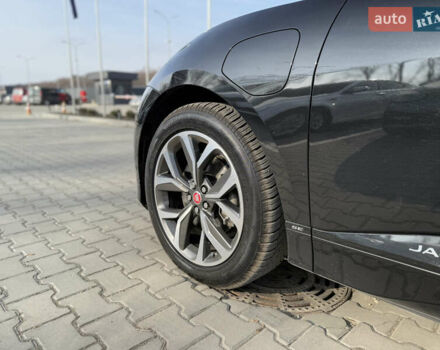 Черный Ягуар I-Pace, объемом двигателя 0 л и пробегом 202 тыс. км за 19100 $, фото 7 на Automoto.ua
