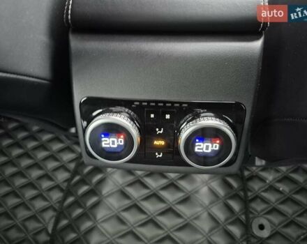 Черный Ягуар I-Pace, объемом двигателя 0 л и пробегом 115 тыс. км за 24800 $, фото 32 на Automoto.ua