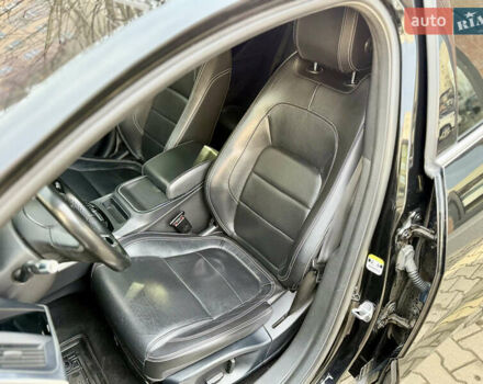 Черный Ягуар I-Pace, объемом двигателя 0 л и пробегом 231 тыс. км за 17500 $, фото 10 на Automoto.ua