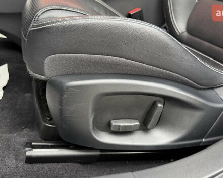 Черный Ягуар I-Pace, объемом двигателя 0 л и пробегом 121 тыс. км за 22500 $, фото 26 на Automoto.ua