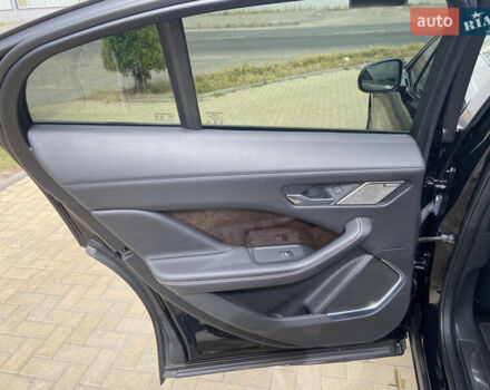 Чорний Ягуар I-Pace, об'ємом двигуна 0 л та пробігом 172 тис. км за 23500 $, фото 30 на Automoto.ua