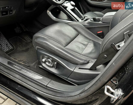 Черный Ягуар I-Pace, объемом двигателя 0 л и пробегом 105 тыс. км за 28500 $, фото 7 на Automoto.ua
