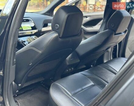 Черный Ягуар I-Pace, объемом двигателя 0 л и пробегом 78 тыс. км за 22700 $, фото 54 на Automoto.ua