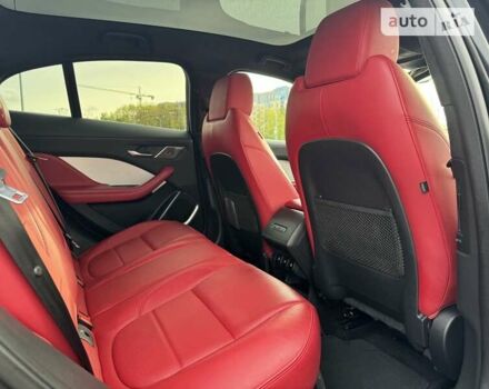 Чорний Ягуар I-Pace, об'ємом двигуна 0 л та пробігом 82 тис. км за 30999 $, фото 51 на Automoto.ua