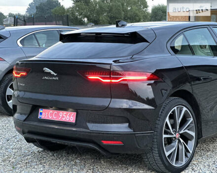 Чорний Ягуар I-Pace, об'ємом двигуна 0 л та пробігом 98 тис. км за 38850 $, фото 8 на Automoto.ua