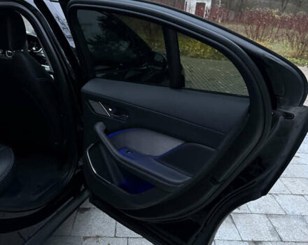 Черный Ягуар I-Pace, объемом двигателя 0 л и пробегом 69 тыс. км за 29900 $, фото 21 на Automoto.ua