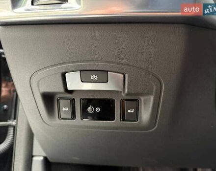 Чорний Ягуар I-Pace, об'ємом двигуна 0 л та пробігом 75 тис. км за 32990 $, фото 18 на Automoto.ua