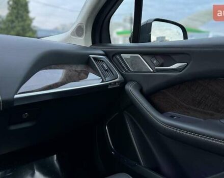 Черный Ягуар I-Pace, объемом двигателя 0 л и пробегом 36 тыс. км за 31999 $, фото 26 на Automoto.ua