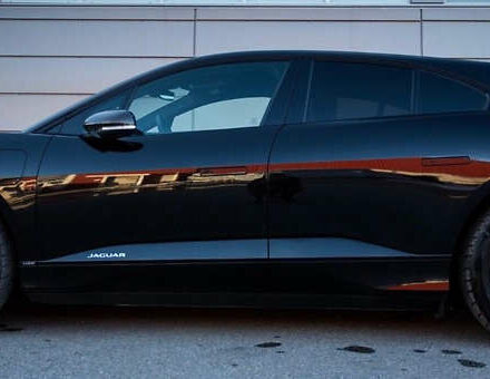Черный Ягуар I-Pace, объемом двигателя 0 л и пробегом 60 тыс. км за 37000 $, фото 12 на Automoto.ua