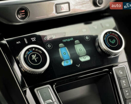 Черный Ягуар I-Pace, объемом двигателя 0 л и пробегом 138 тыс. км за 24500 $, фото 78 на Automoto.ua
