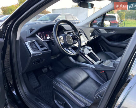 Черный Ягуар I-Pace, объемом двигателя 0 л и пробегом 120 тыс. км за 25900 $, фото 44 на Automoto.ua