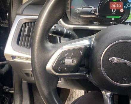 Черный Ягуар I-Pace, объемом двигателя 0 л и пробегом 107 тыс. км за 21900 $, фото 19 на Automoto.ua