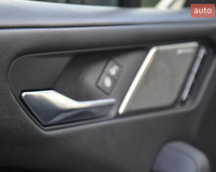 Черный Ягуар I-Pace, объемом двигателя 0 л и пробегом 72 тыс. км за 23150 $, фото 41 на Automoto.ua