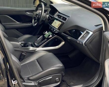 Черный Ягуар I-Pace, объемом двигателя 0 л и пробегом 107 тыс. км за 21900 $, фото 21 на Automoto.ua