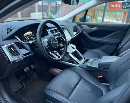 Черный Ягуар I-Pace, объемом двигателя 0 л и пробегом 109 тыс. км за 20000 $, фото 7 на Automoto.ua