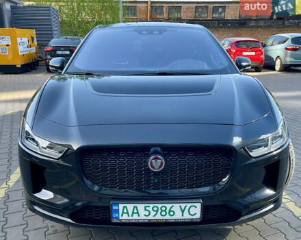 Черный Ягуар I-Pace, объемом двигателя 0 л и пробегом 102 тыс. км за 24990 $, фото 1 на Automoto.ua